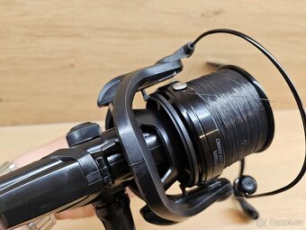 Naviják Daiwa 20 Crosscast 35 SCW 5000LD QD 2x - 9