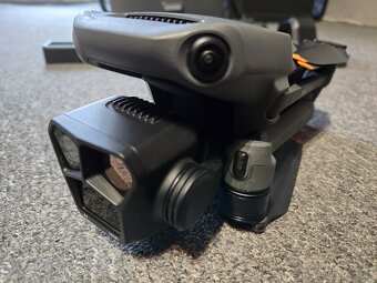 DJI Mavic 3 Pro Fly more combo - 9