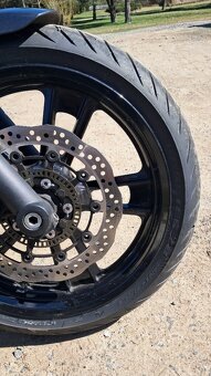 Kawasaki Vulcan 650 S - 9