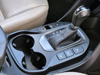 Hyundai Santa Fe 2.2D Premium 4x4 automat - 9