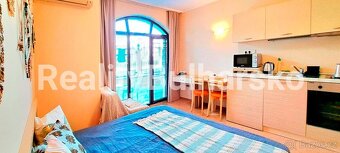 Studio 1+kk s verandou v luxusním SPA komplexu – Slunečné po - 9
