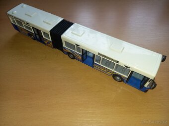 Bruder + Majorette - 9