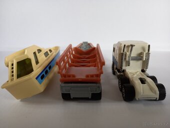 MATCHBOX CONVOY - KENWORTH BOAT - 9