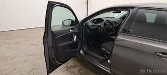 Peugeot 308 SW 1,5 BlueHDI 75kW - 9