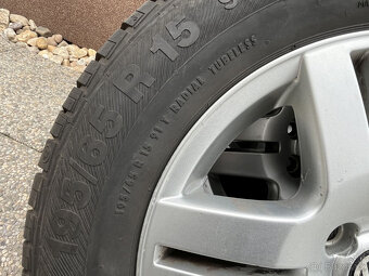 ALU originál VW 5x100, 15" + letní 195/65/R15 - 9