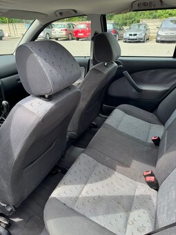 Škoda Octavia I Combi 1.6 75 kW - 9