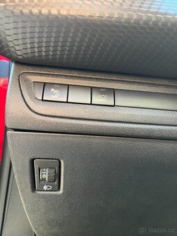 Peugeot 2008 1.2 PureTech 81KW ALLURE, Rozvody - 9