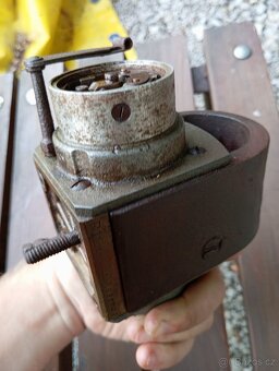 Prodám magneto na starý stabilní motor - 9