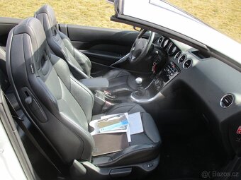 PEUGEOT 308 CC 1,616V THP 156k GT odp.DPH 2010 - 9