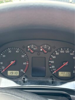 Volkswagen Golf IV 1.4 16V 55kw - 9