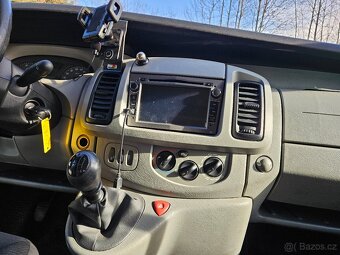 Prodám obytný Opel Vivaro,r.v.2006,obsah-1.9tdci(74kw) - 9