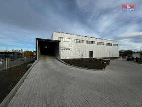 Pronájem prostor pro Autosalon, skladování od 500 - 2000 m2 - 9