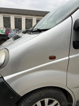 Renault Trafic NÁHRADNÍ DÍLY Převodovka dveře blatník - 9