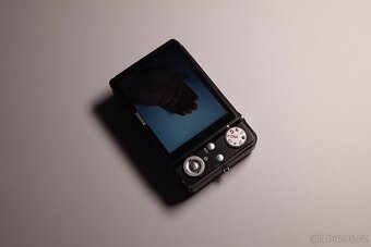 Fuji FinePix J250 - 9