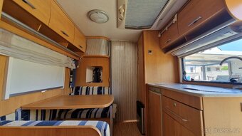 Karavan Hymer, poschodová posteľ MOVER, predstan - 9