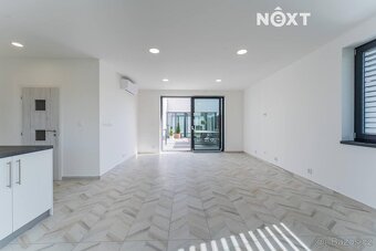 Prodej Vila, 300㎡ - 9