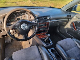 VW Passat 1.9 Tdi 96 Kw -High Line - - 9