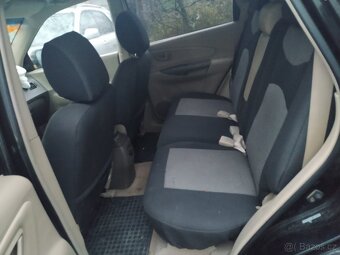 Hyundai Tucson 2.0 CRDi aj benzín- diely - 9