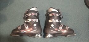 Lyže, přeskáče, snowboard, běžky - 9