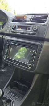 Škoda Fabia II 1.2TSI 63kW, facelift, výbava - 9