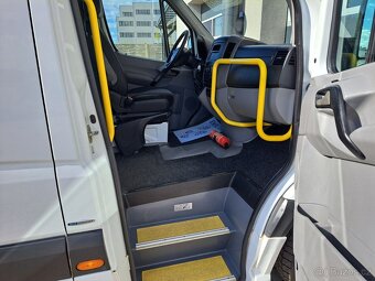 Mercedes-Benz Sprinter 313 CDI BUS automat + 4x vozík - 9