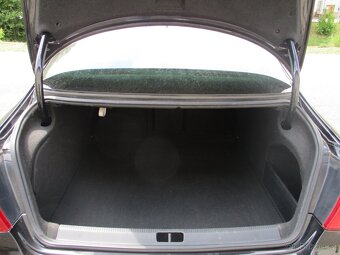 VW PASSAT CC 2.0 TDi - 4 Motion, DSG - 9