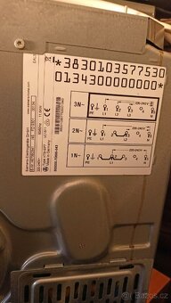 Vestavná trouba+ sklokeramická varná deska SIEMENS - 9