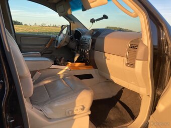 INFINITI QX 56 / V8 / 4x4 / LPG / tažné 4t - 9