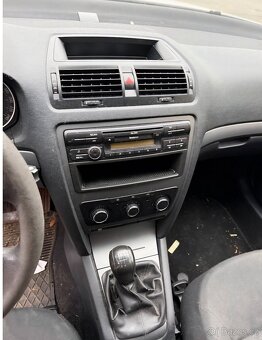 Škoda octavia 2 combi - 9