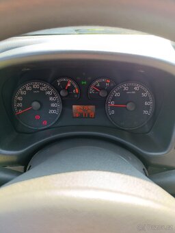 FIAT PUNTO 2024  1,2 - 9