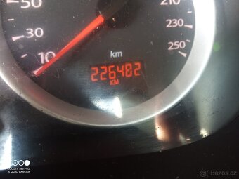 Renault thalia 1,2 - 9