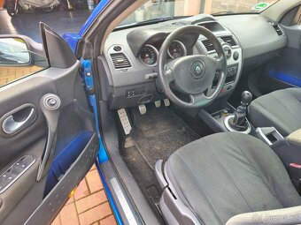 Renault Megane II Cabrio 2.0i - 9