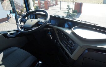 Volvo FH460 6x2 - tahač návěsů - 9