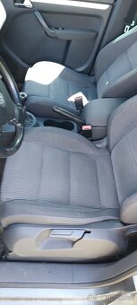 Touran 1,9 tdi 77kw, 7mistny - 9