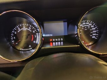 Mustang 5.0 Nájezd 41 000km rok 2016 - 9