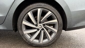 Škoda Octavia IV 2,0 TDI 110 kW DSG Tažné Alcantara Matrix - 9