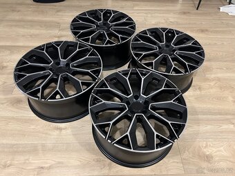 Alu kola 5x112 R20 AEZ - 9