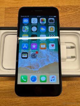 iPhone 7 Jet Black 128GB nový - 9