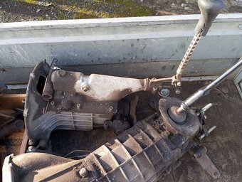 Díly na malotraktor niva 2121 a další - 9