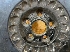 KOMPLETNÍ ALU SADA VW BEETLE 1C0 601 025 A ET 24 6.5Jx16 - 9