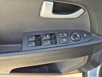 Kia Sportage 1,6 GDi 4x2 Active (2015) - 9
