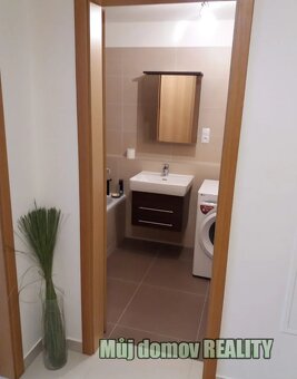 Luxusní byt 2+kk s terasou a garáží | 52 m + terasa 9 m | Pr - 9