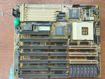 historické základní desky, 386 socket 3, socket 7, RAM - 9