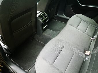 Škoda superb 3 1.6tdi manuál - 9
