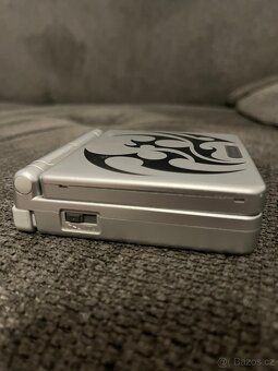 NINTENDO GAME BOY ADVANCE SP LIMITOVANA EDICIA TRIBAL - 9