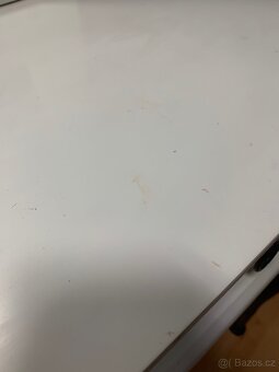 Kosmetický stolek - 9