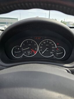 Peugeot 206cc, 1,6 / 80kw / Roland Garros / manuál - 9