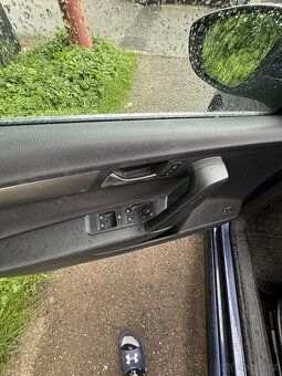Volkswagen Passat B7 2.0 TDI, Combi, tažné - 9