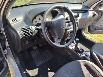 Prodám Peugeot 206, LPG, 1,4 Hatchback - 9