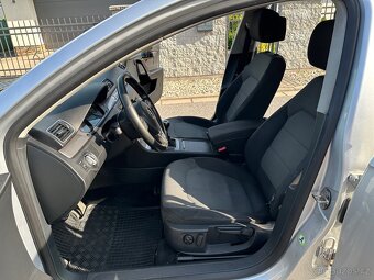 Volkswagen Passat 2.0 TDI R.V 2012 Kombi - 9